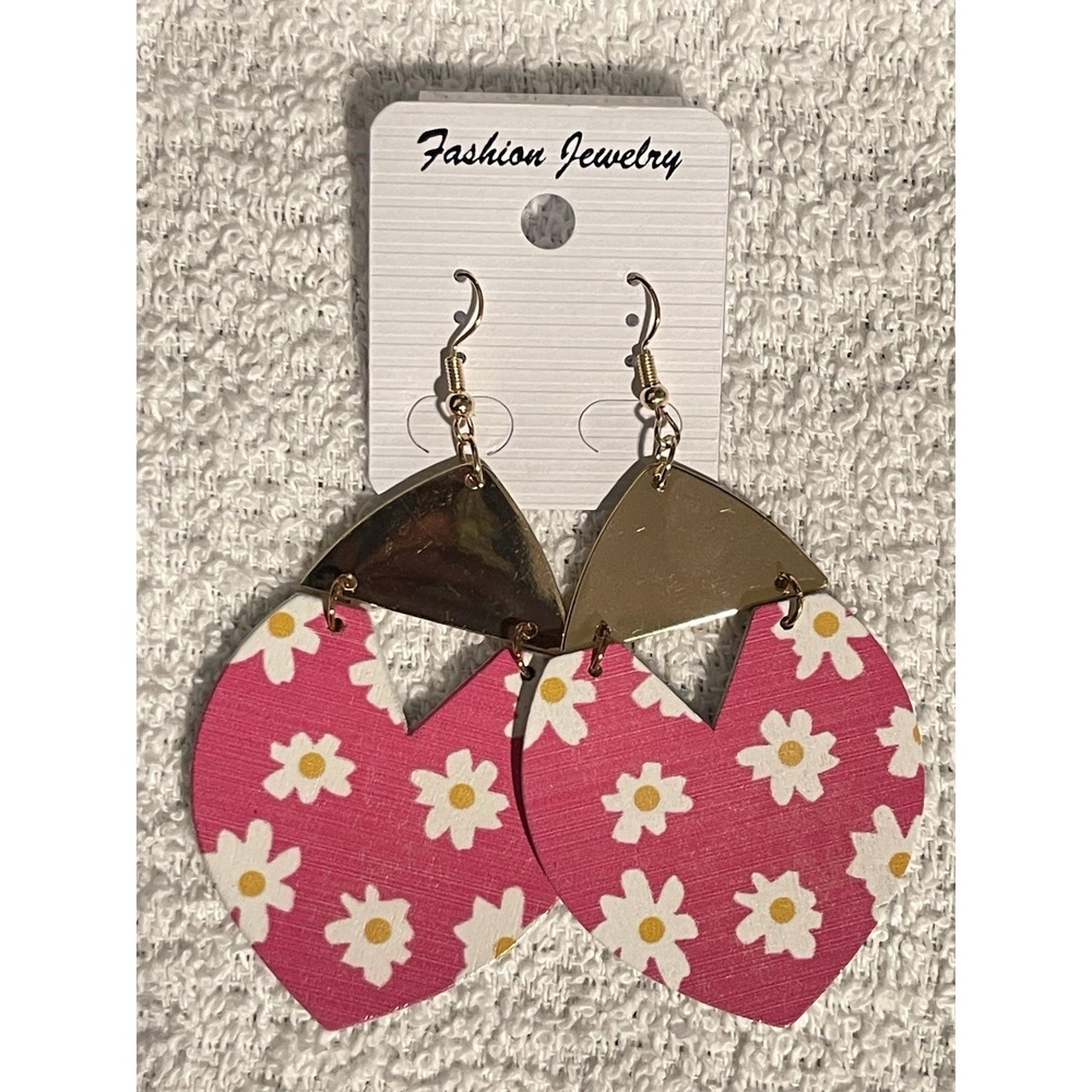 Handmade‎ Pink Daisy Floral Statement Earrings
